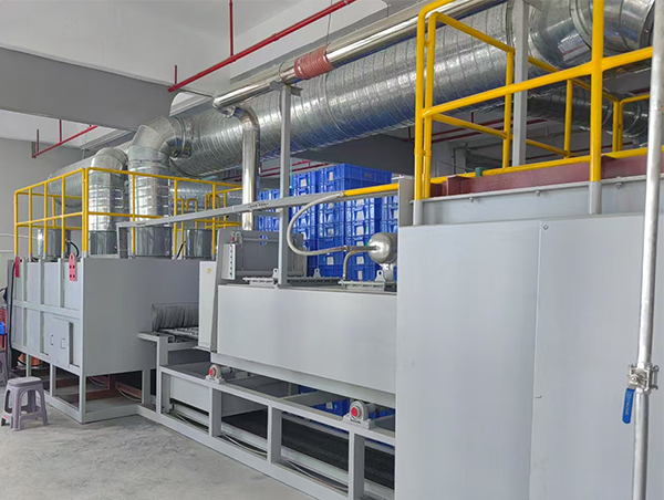 釬焊爐安裝調試順利完成